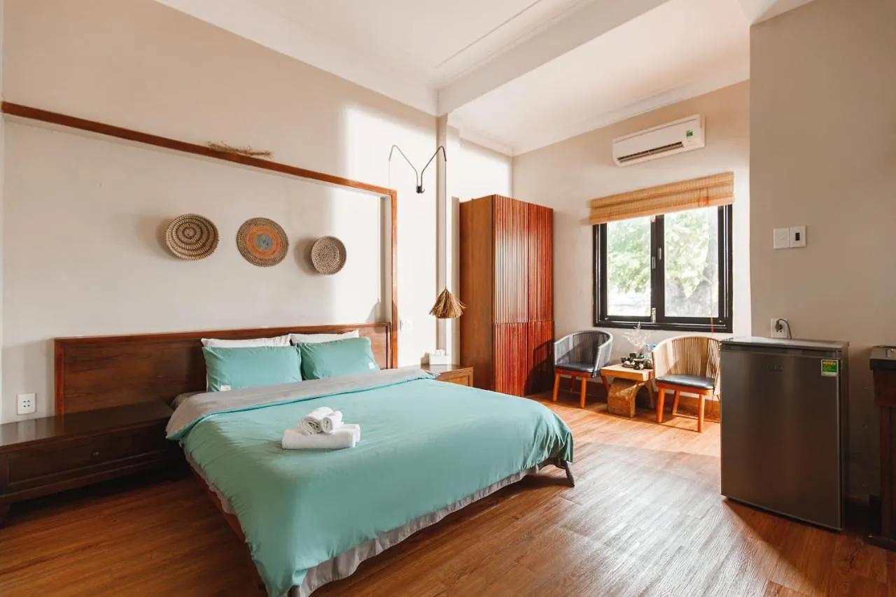 Chaca Beach Da Nang